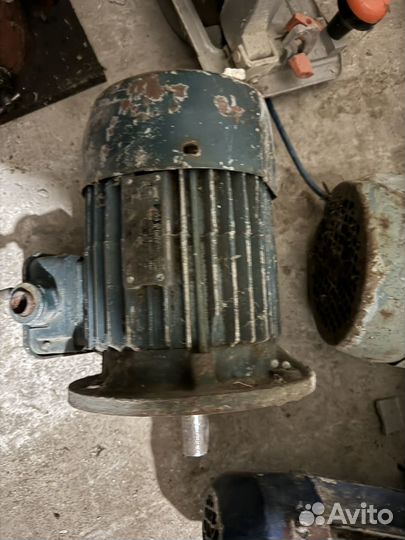 Электродвигатель