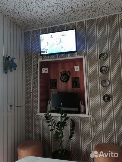 Телевизор ЖК бу 2шт