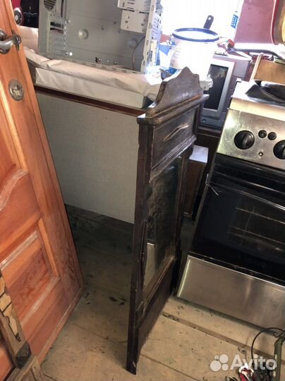 Зеркало старинное в раме