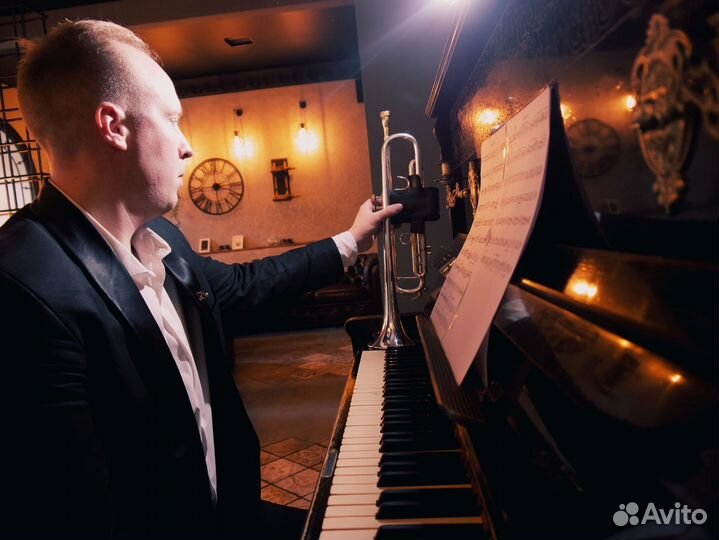 Музыкант на мероприятие