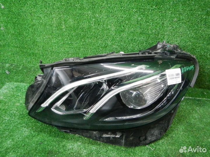 Фара левая Mercedes-Benz E-Class