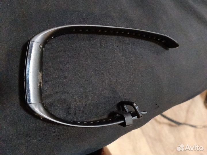 Умные часы honor