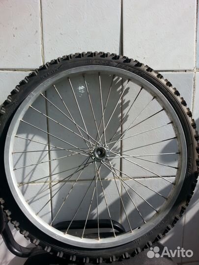 Покрышки с камерами и диски