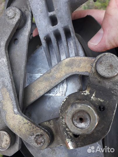 Механизм стеклоочистителя (трапеция дворника) E190