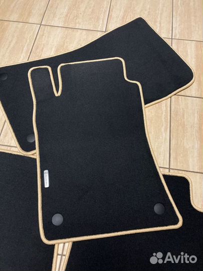 Оригинальные коврики для Мерседес CLS