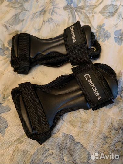 Защита для роликов размер s