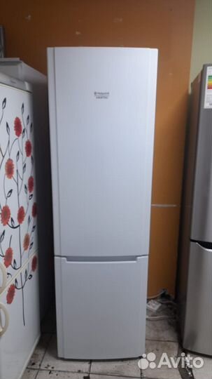 Холодильник Ariston Hotpoint