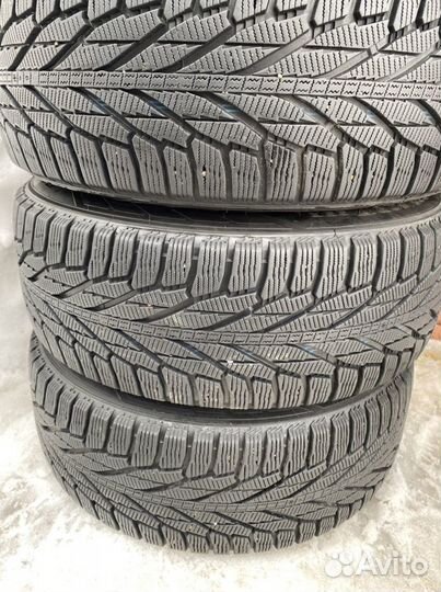 Nokian Tyres Hakkapeliitta R2 SUV 225/60 R17