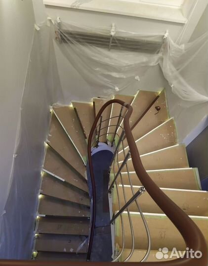 Перила, пopучни, огpaждения из нержавeющей cтали