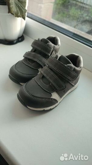 Ботинки детские 24 размер