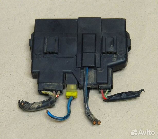 Блок предохранителей Mazda Demio 1