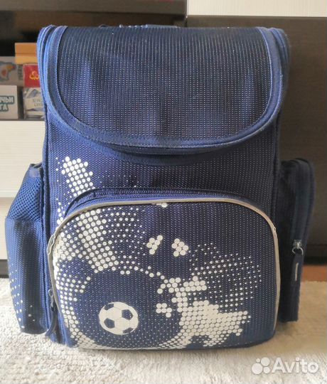 Продам школьный рюкзак