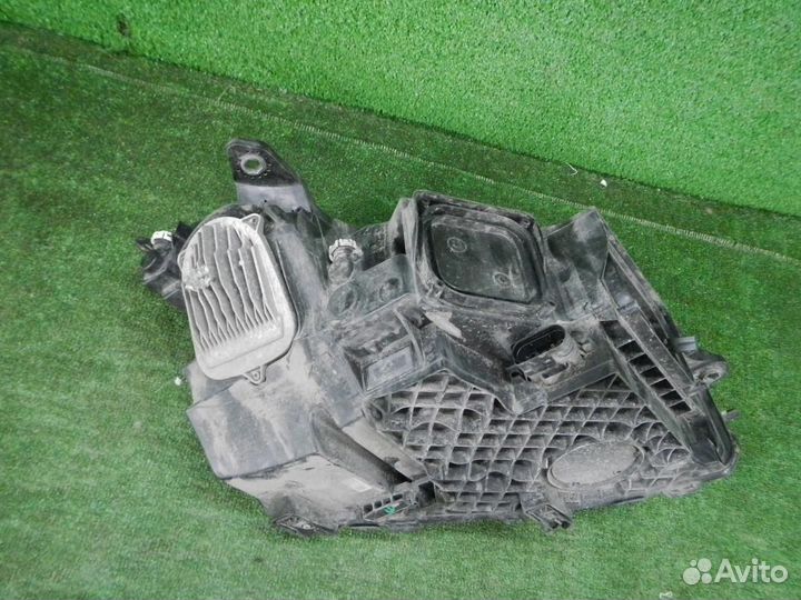 Фара левая Mercedes-Benz GLC