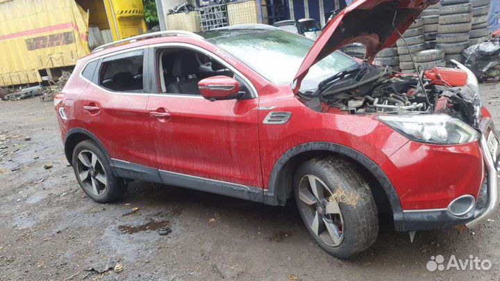 В разборе Nissan Qashqai J11 1.2 HRA2 МКПП 2015