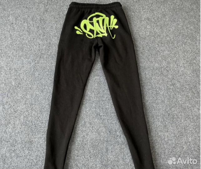 Спортывный костюм