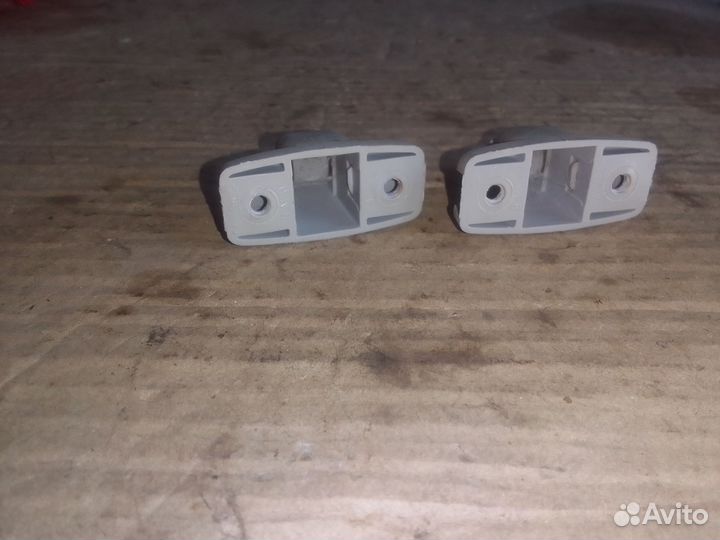 Фиксатор солнцезащитного козырька Bmw 5 E39