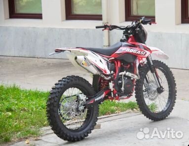 Мотоцикл Progasi super MAX 300