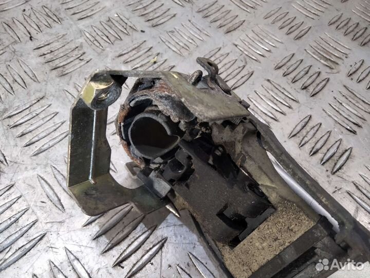 Ручка передняя правая Passat B5