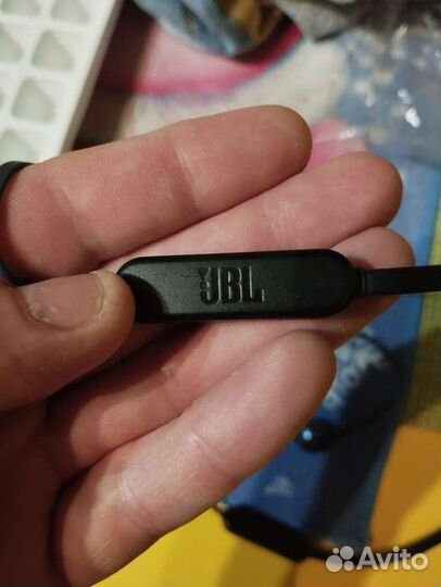 Беспроводные наушники jbl 205