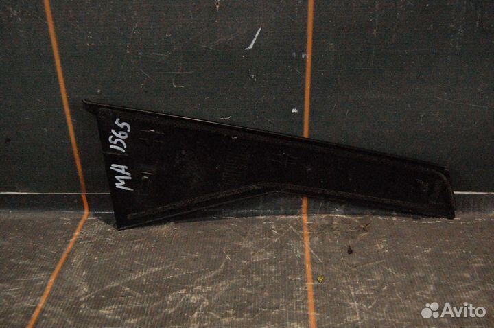 Накладка рамки двери задней левой - Honda CR-V 4