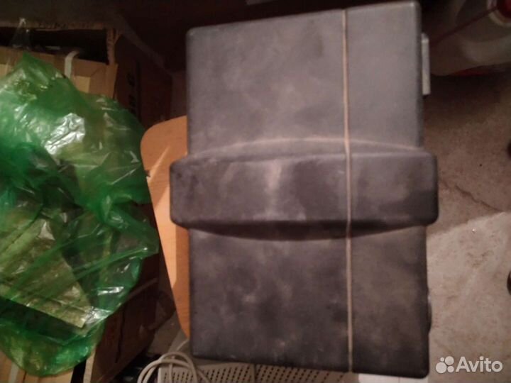 Кожух аккумулятора Mondeo 3