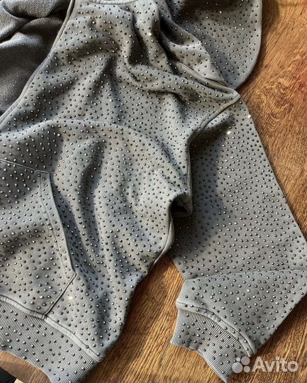 Zip hoodie с стразами