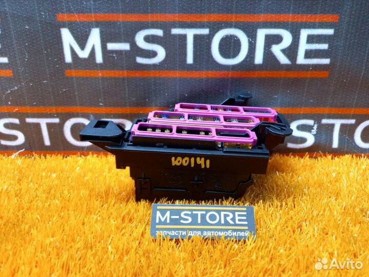 Блок предохранителей Audi A4 B8/8K cdnb 2012