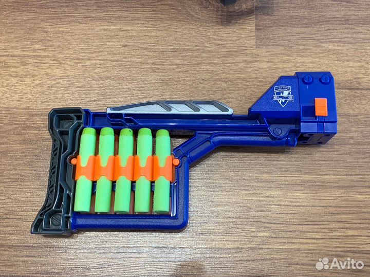 Бластер Nerf Stockade со стрелами (барабан)