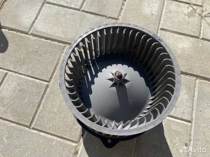 Моторчик отопителя LADA 2171 универсал 1.6 2011