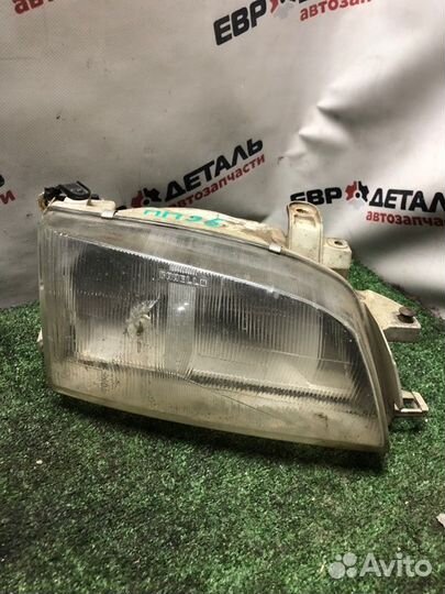 Фара правая Toyota Carina седан 1.6 4AFE 1996