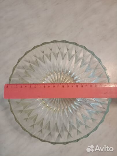 Стеклянный салатник