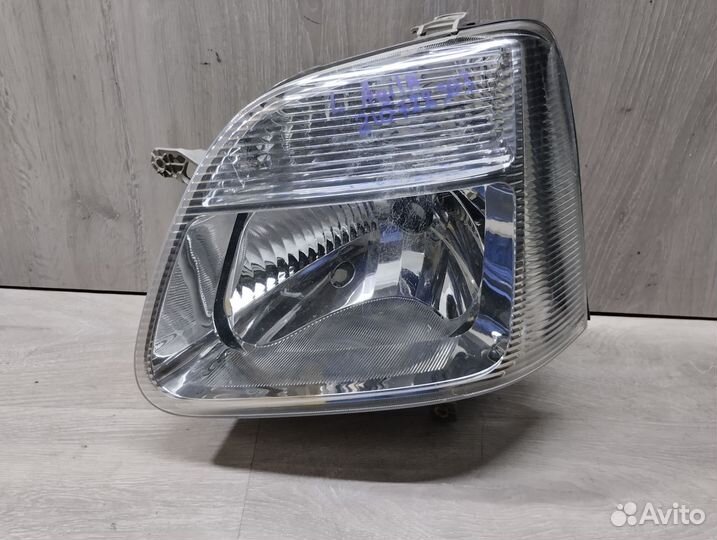 Фара левая Suzuki Wagon R Plus MM
