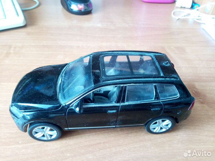 Автомодель 1/32