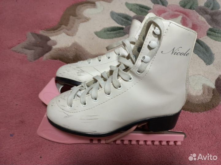 Коньки фигурные