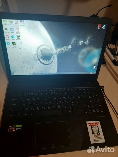 Игровой ноутбук Asus Vivobook X570DD M570DD