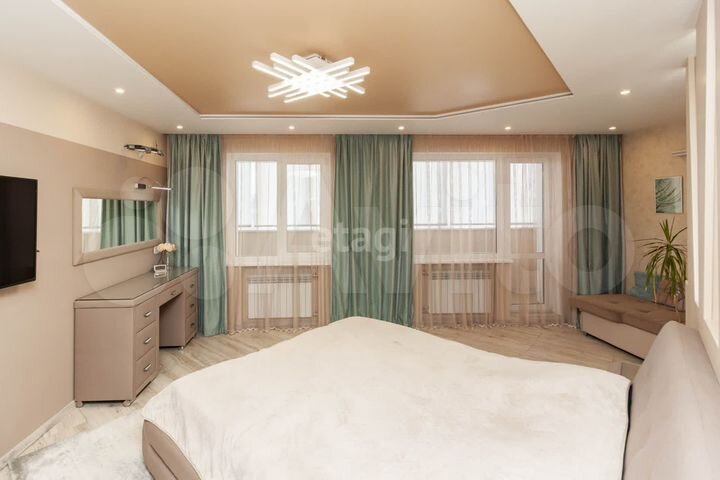 4-к. квартира, 124,8 м², 7/10 эт.