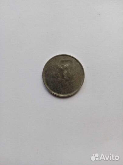 Монета 5 р заводской брак