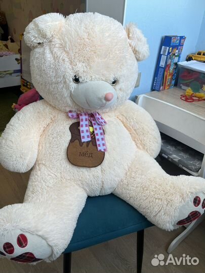 Плюшевый медведь