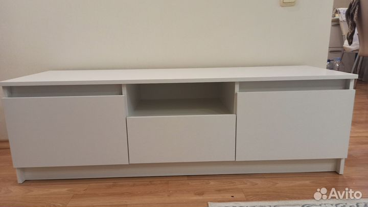 Тумба под телевизор