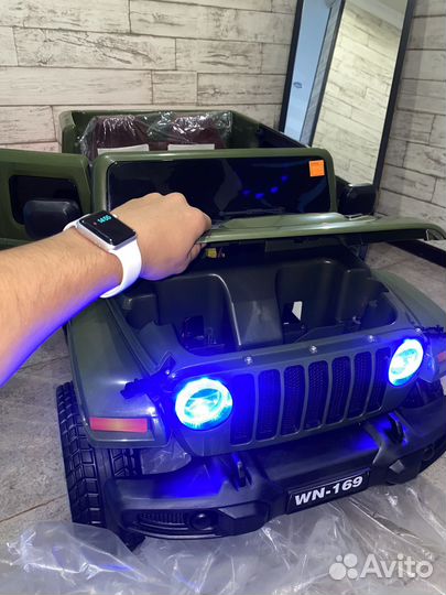 Детский электромобиль jeep новый