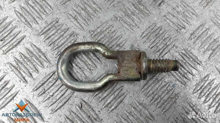 Крюк буксировочный Ford Focus 2 2007