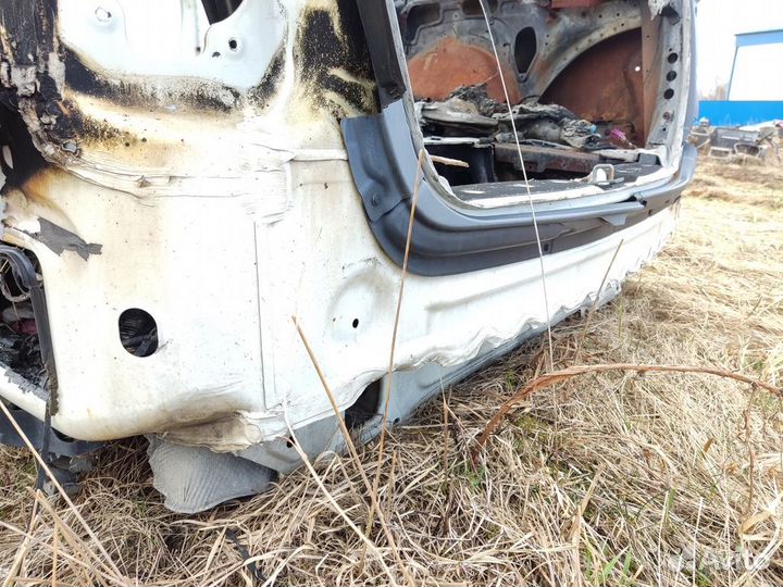 Панель задняя Gl x164