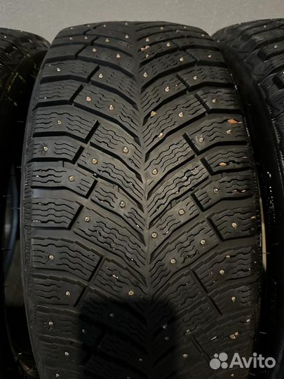 Michelin X-Ice North 4 225/45 R19 96T