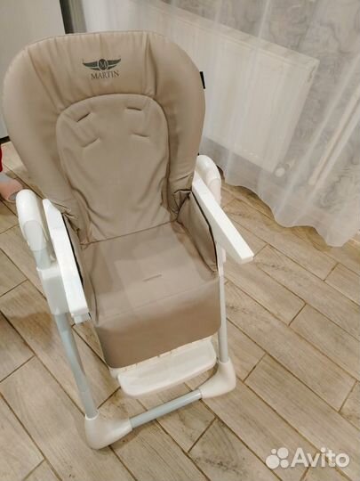 Стульчик для кормления martin