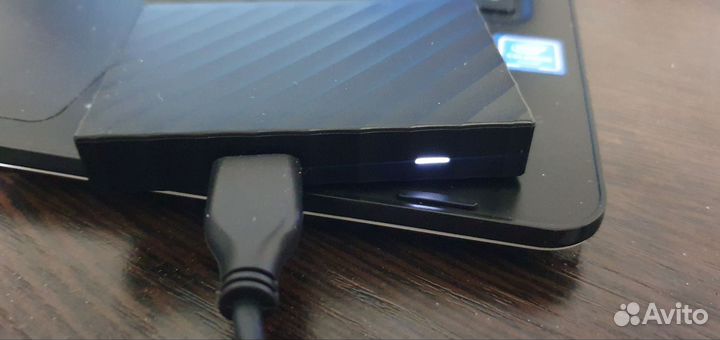Внешний жесткий диск adata 1 TB