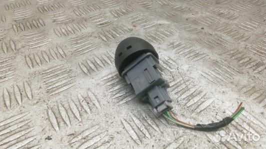 Кнопка аварийки toyota RAV 4 ZSA3 (SEA28I501)