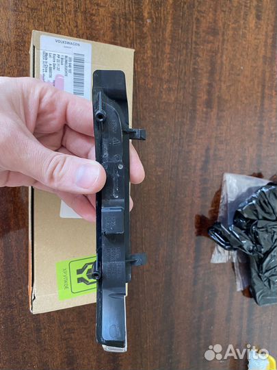 Повторитель поворота в зеркало skoda a5