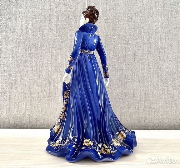 Royal Worcester. Статуэтка Royal Worcester