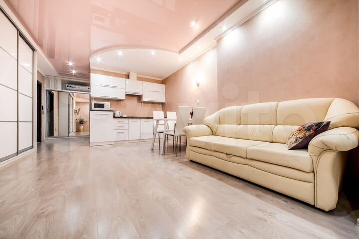 Квартира-студия, 42 м², 1/9 эт.