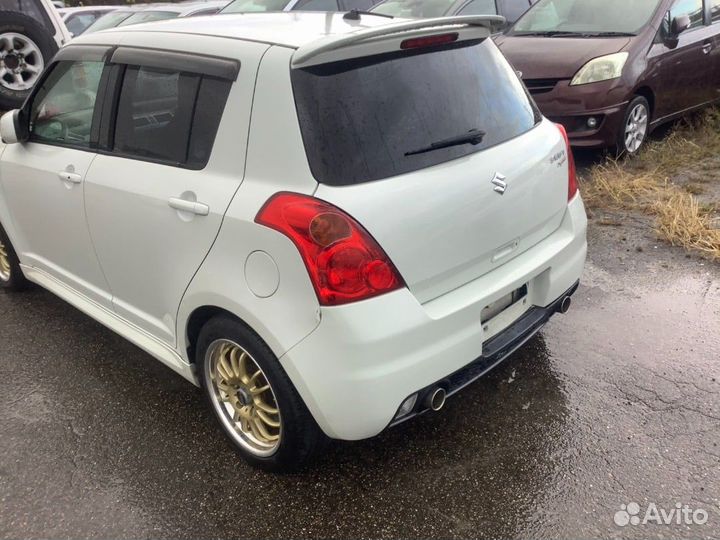 Кронштейн усилителя бампера задний Suzuki Swift